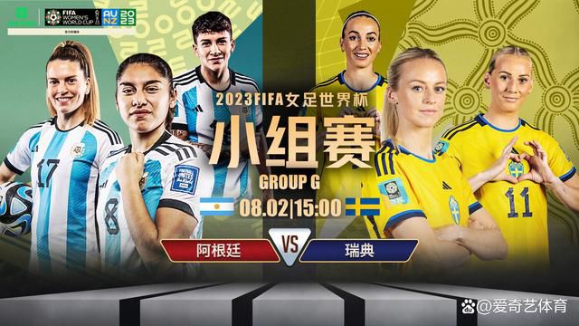 美女露全身